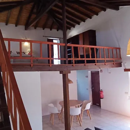 Cozy & Traditional In * אלבופיירה